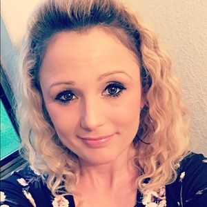 Meet your Posher, Tara